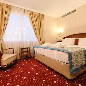 Hotel Akar International